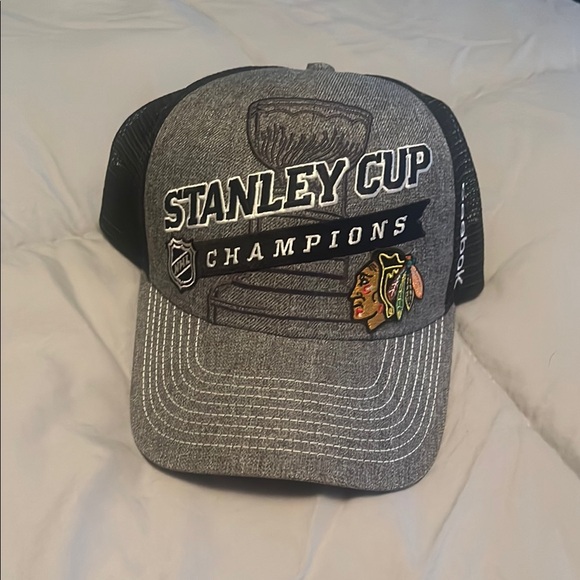 Reebok Stanley Cup Champions Grey Cap - Picture 1 of 3